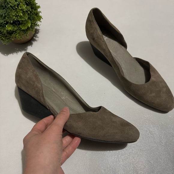 Eileen Fisher Lily Half D’Orsay Gray Suede Leather Heels Shoes Women’s Size 10 - Picture 1 of 4